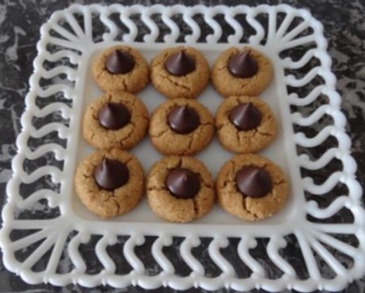 Peanut Butter Blossom Cookies with Dark Chocolate