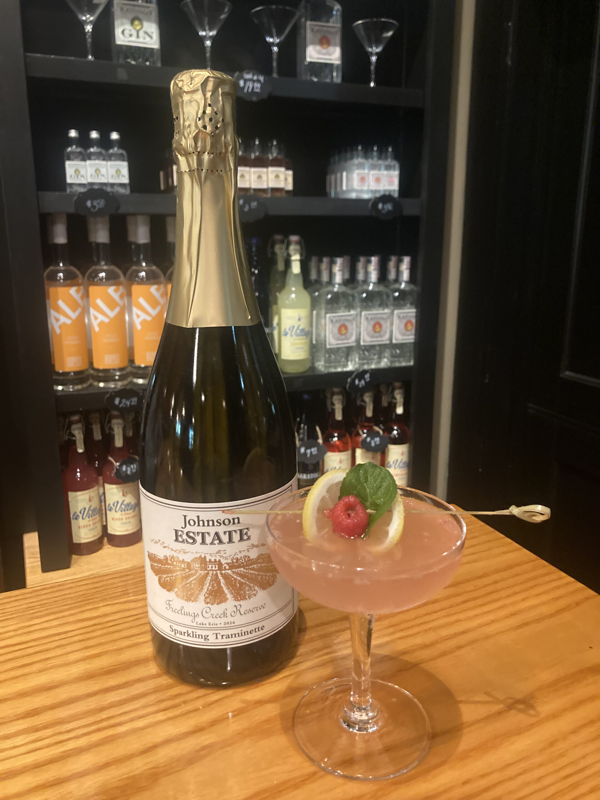 Sparkling Traminette Spritzer